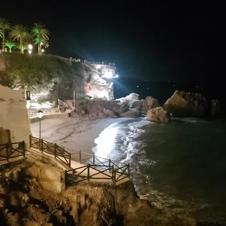 Piso Plaza Cantarero Nerja
