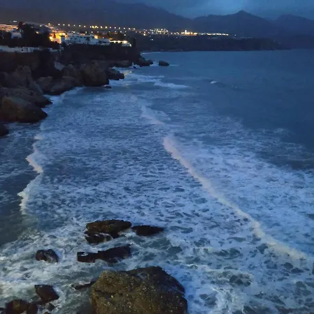 Piso Plaza Cantarero Apartment Nerja